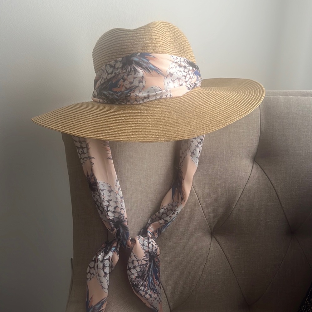 Carribean Joe hat. Worn once. Perfect for summer.